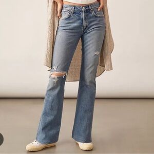 NWOT Citizens Of Humanity Emannuelle Mid-rise Jean size 33